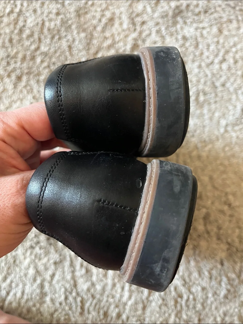Clarks Womans Raisie Foster Leather Loafers Womens 8.5 Black Slip On Loafers